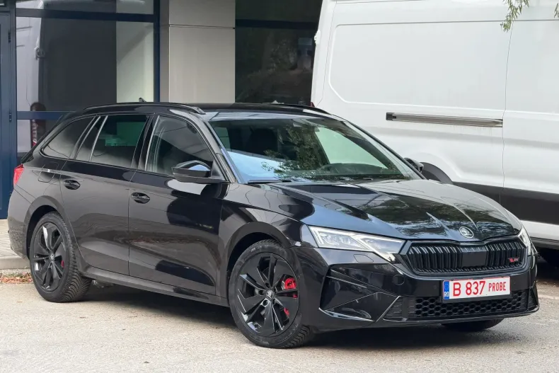 Skoda Octavia din 2025 cu 4.200 km - oferta SKO139606 - foto 3