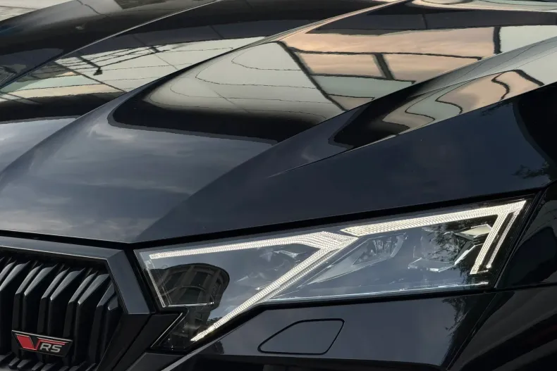 Skoda Octavia din 2025 cu 4.200 km - oferta SKO139606 - foto 5