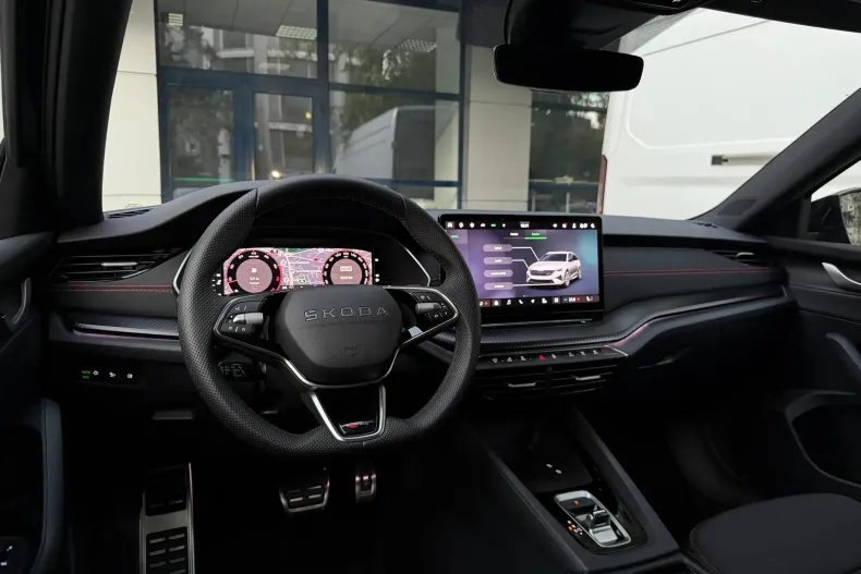 Skoda Octavia din 2025 cu 4.200 km - oferta SKO139606 - foto 17