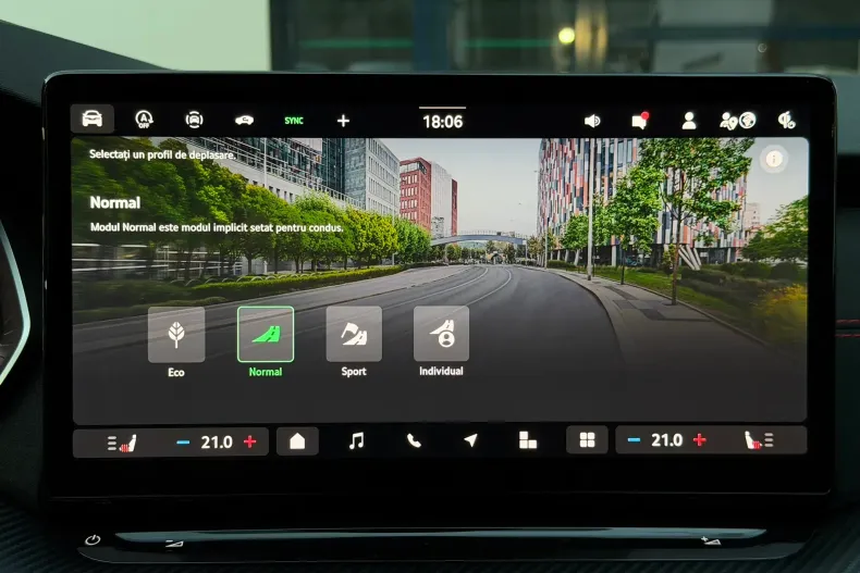 Skoda Octavia din 2025 cu 4.200 km - oferta SKO139606 - foto 30