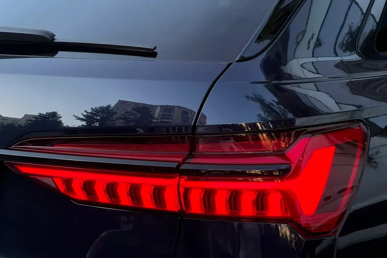 Audi A6 din 2025 cu 5.000 km - oferta AUD139609 - foto 10