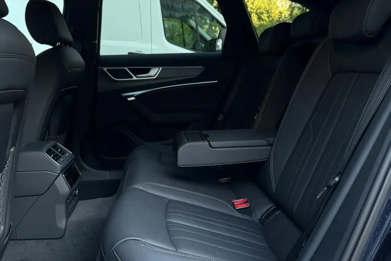 Audi A6 din 2025 cu 5.000 km - oferta AUD139609 - foto 13