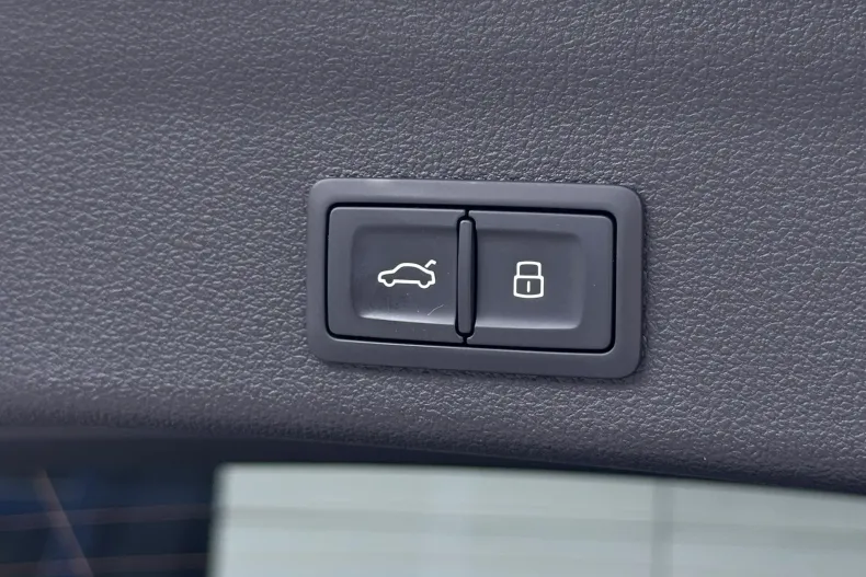 Audi A6 din 2025 cu 5.000 km - oferta AUD139609 - foto 35