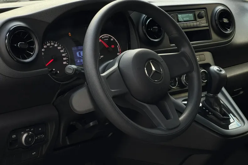 Mercedes-Benz Citan din 2023 cu 3.400 km - oferta MER139611 - foto 17