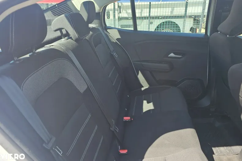 Dacia Logan din 2023 cu 52.000 km - oferta DAC139631 - foto 14