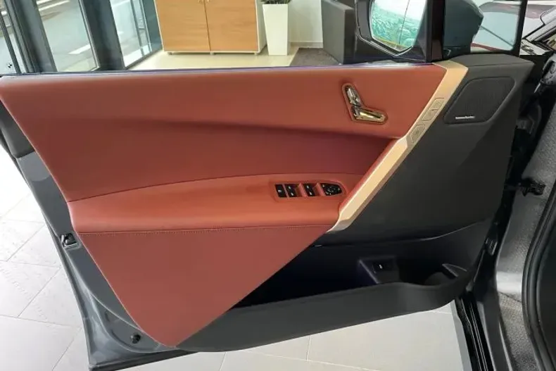 BMW iX din 2024 cu 5.630 km - oferta BMW139647 - foto 7