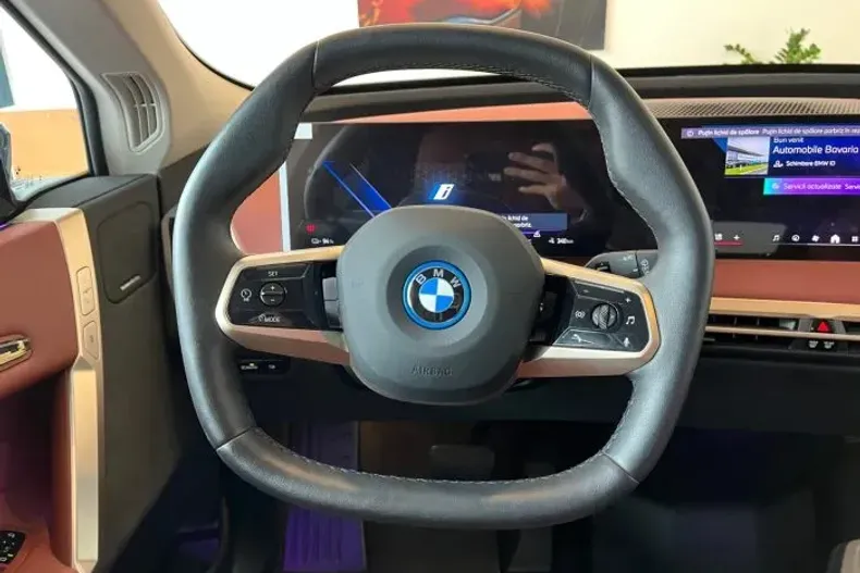 BMW iX din 2024 cu 5.630 km - oferta BMW139647 - foto 8