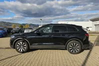 Volkswagen Touareg din 2023 cu 36.280 km - oferta VOL139648 - foto 3