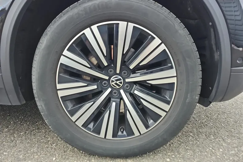 Volkswagen Touareg din 2023 cu 36.280 km - oferta VOL139648 - foto 19