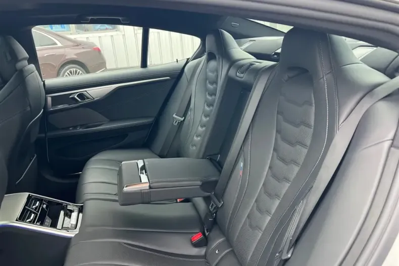 BMW M8 din 2024 cu 23.450 km - oferta BMW139653 - foto 13