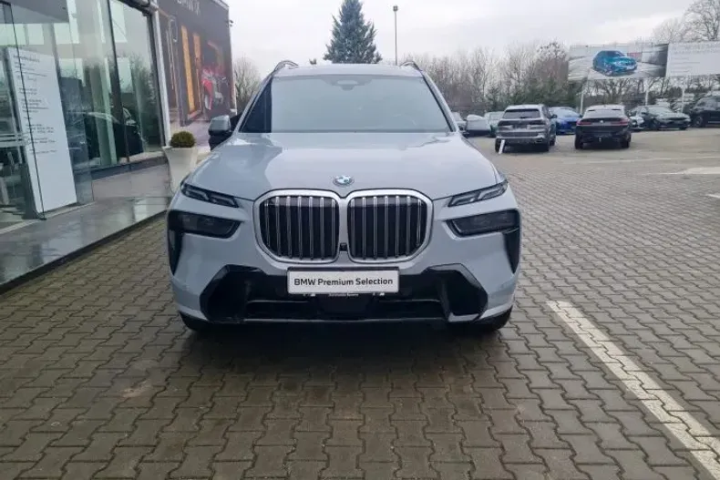 BMW X7 din 2023 cu 22.500 km - oferta BMW139654 - foto 2