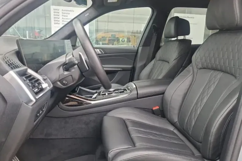 BMW X7 din 2023 cu 22.500 km - oferta BMW139654 - foto 7