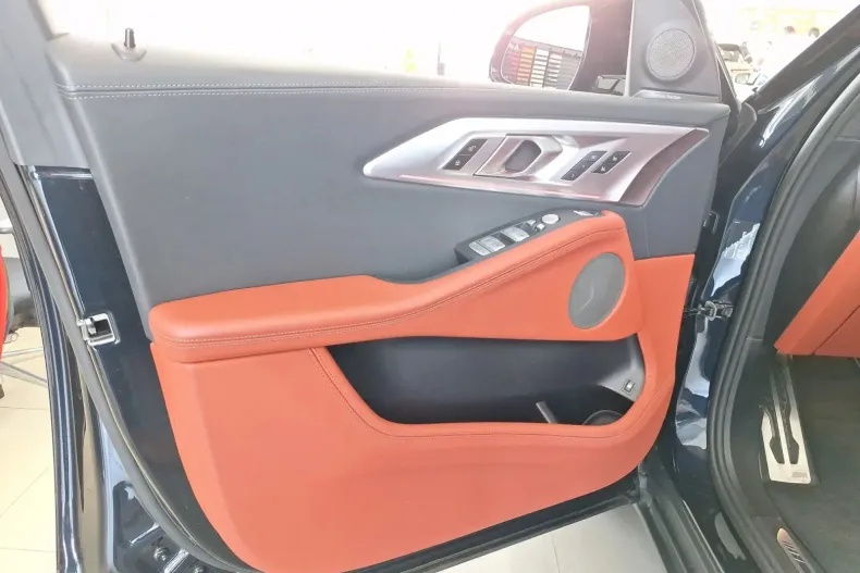 BMW XM din 2023 cu 33.900 km - oferta BMW139655 - foto 6