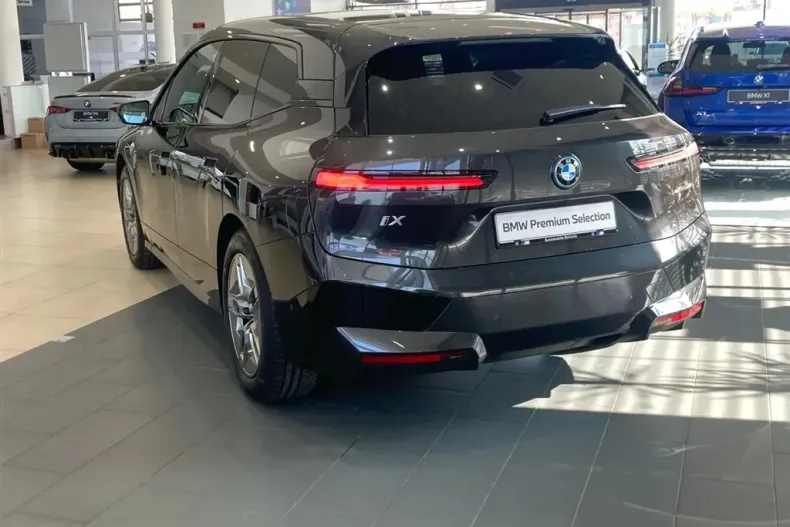 BMW iX din 2023 cu 7.200 km - oferta BMW139657 - foto 3