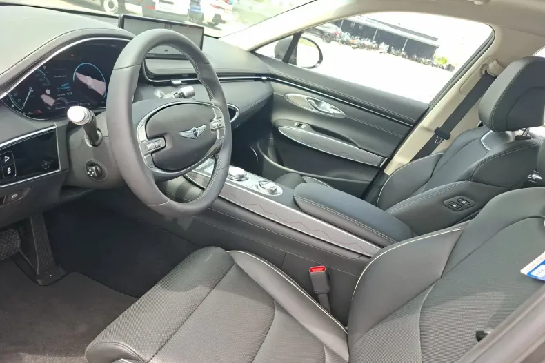 Genesis GV70 din 2024 cu 50 km - oferta GEN139660 - foto 7