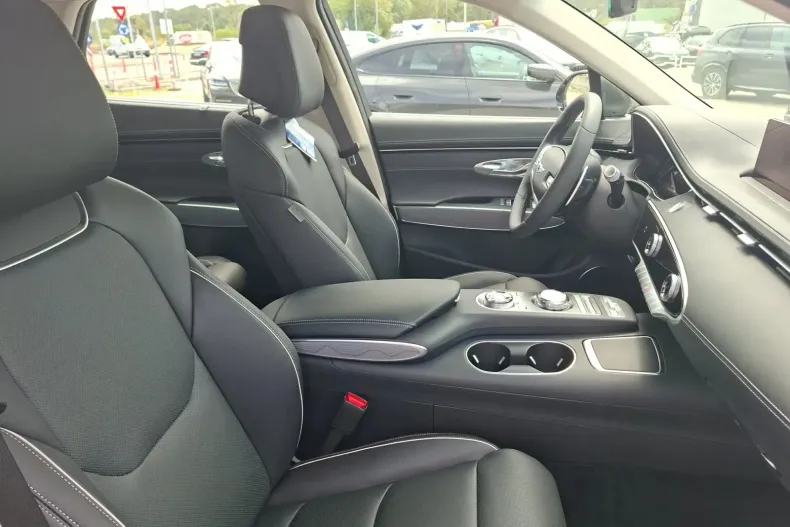 Genesis GV70 din 2024 cu 50 km - oferta GEN139660 - foto 8