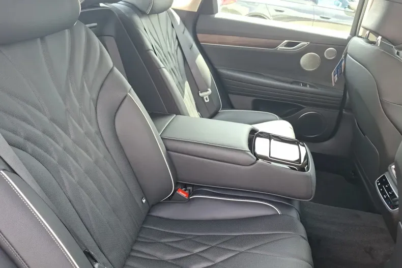 Genesis G80 din 2023 cu 60 km - oferta GEN139662 - foto 15