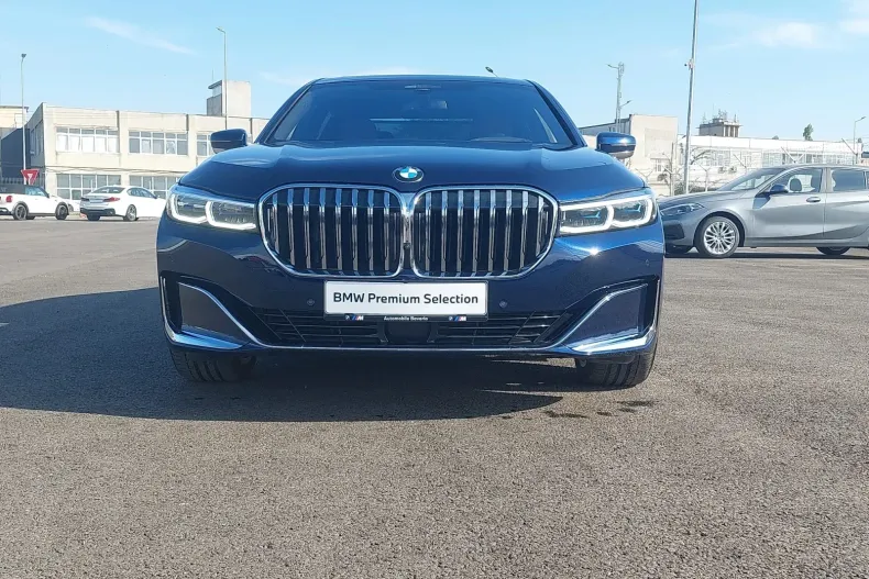 BMW Seria 7 din 2020 cu 56.500 km - oferta BMW139668 - foto 2