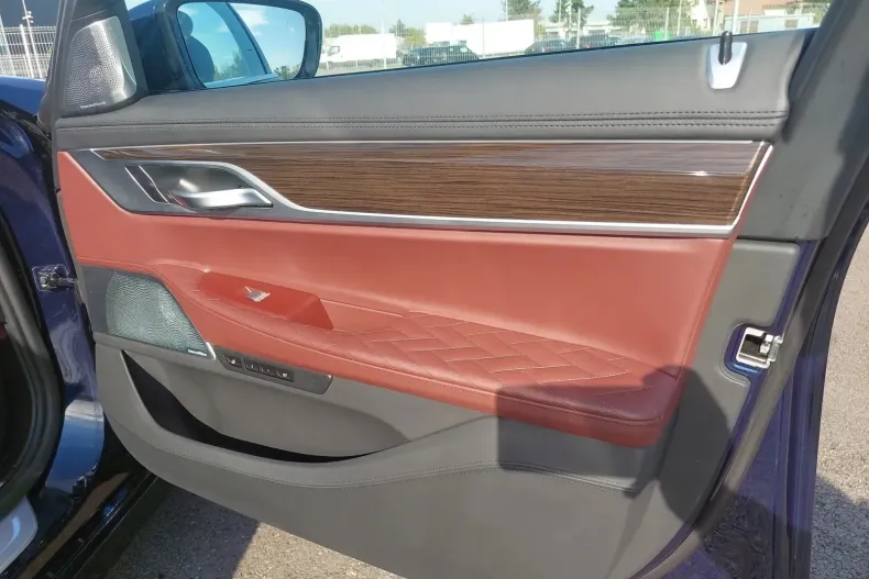 BMW Seria 7 din 2020 cu 56.500 km - oferta BMW139668 - foto 20