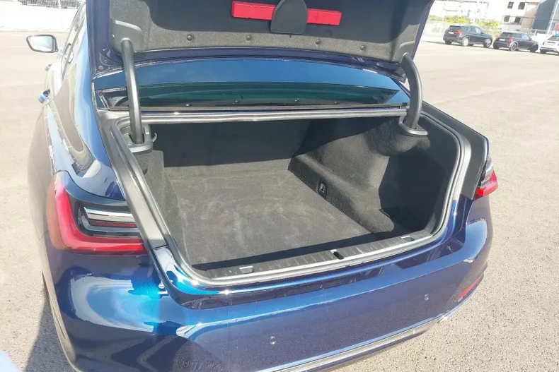 BMW Seria 7 din 2020 cu 56.500 km - oferta BMW139668 - foto 24