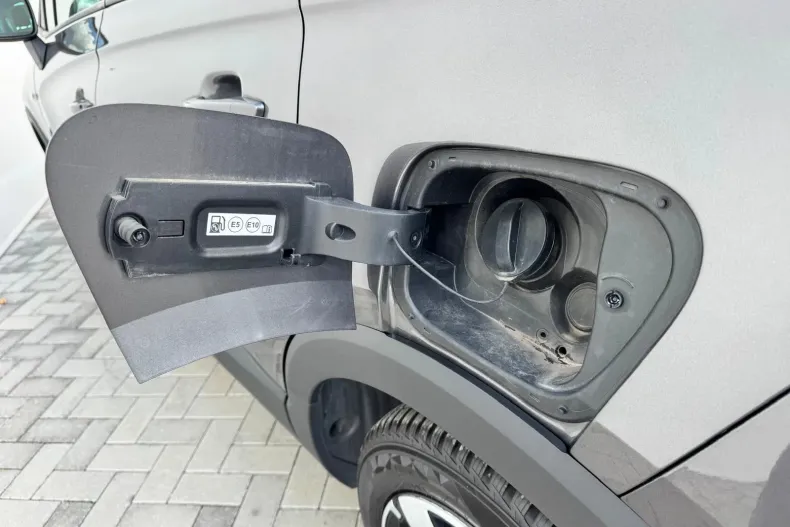 Opel Crossland din 2023 cu 71.706 km - oferta OPE139694 - foto 6