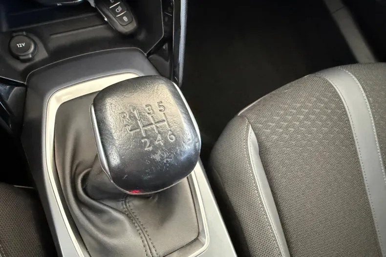 Peugeot 2008 din 2020 cu 173.580 km - oferta PEU139703 - foto 20