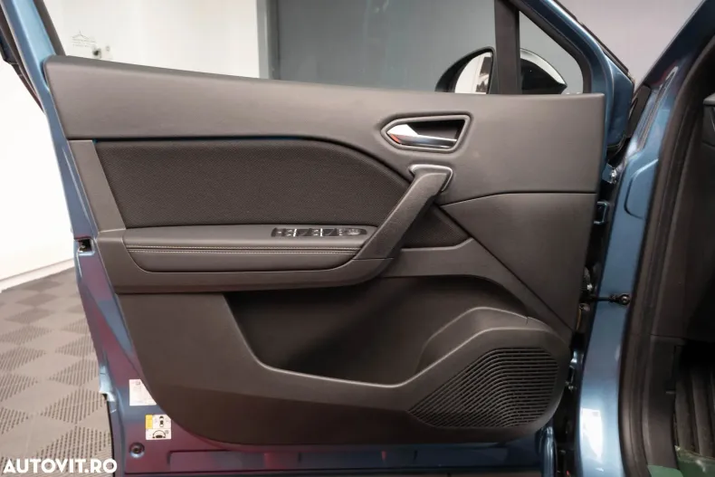 Renault Symbioz din 2025 cu 50 km - oferta REN139716 - foto 36