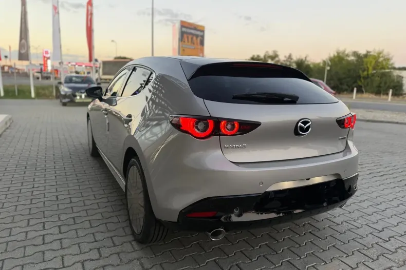 Mazda 3 din 2025 cu 1 km - oferta MAZ139731 - foto 9
