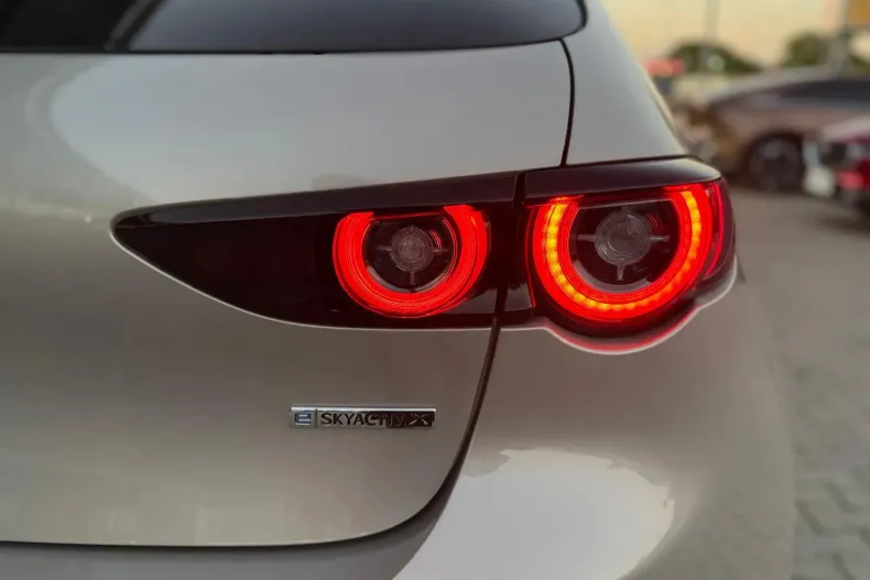 Mazda 3 din 2025 cu 1 km - oferta MAZ139731 - foto 10