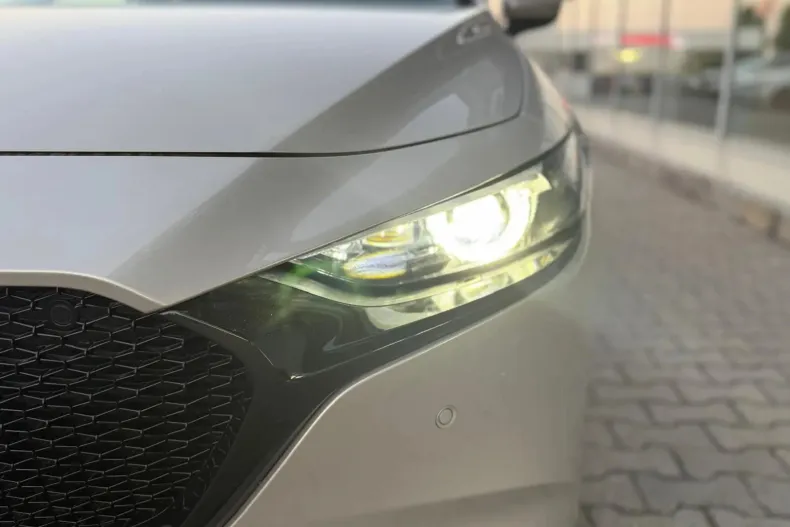 Mazda 3 din 2025 cu 1 km - oferta MAZ139731 - foto 12