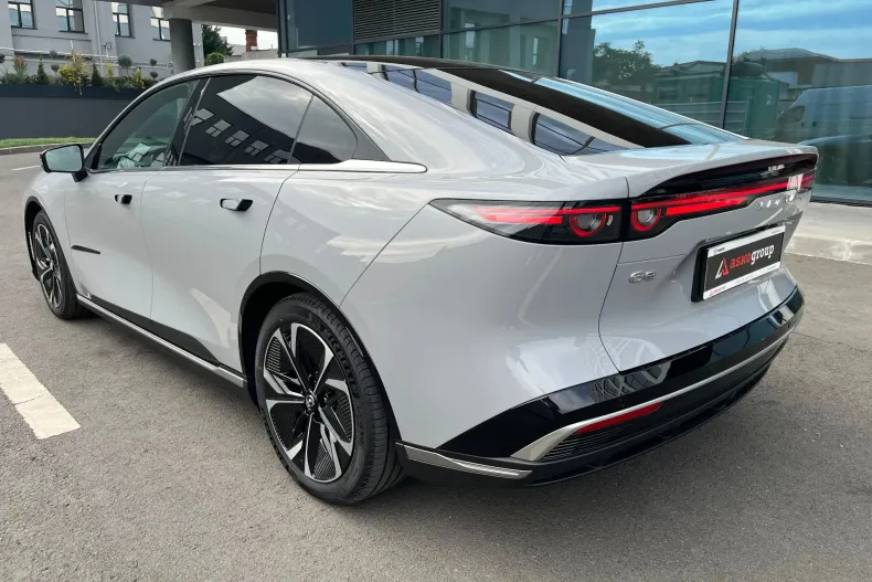 Mazda 6e din 2025 cu 1 km - oferta MAZ139733 - foto 3