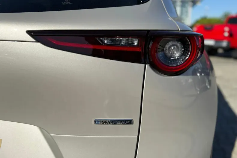 Mazda CX-30 din 2025 cu 1 km - oferta MAZ139734 - foto 9