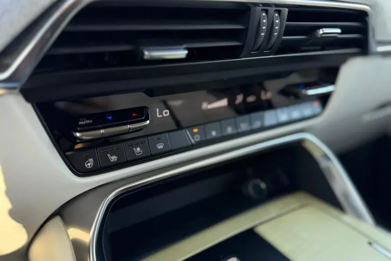 Mazda CX-60 din 2025 cu 1 km - oferta MAZ139735 - foto 8