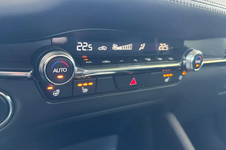 Mazda 3 din 2025 cu 1 km - oferta MAZ139739 - foto 17