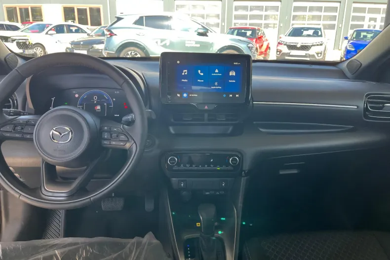 Mazda 2 din 2025 cu 1 km - oferta MAZ139742 - foto 17