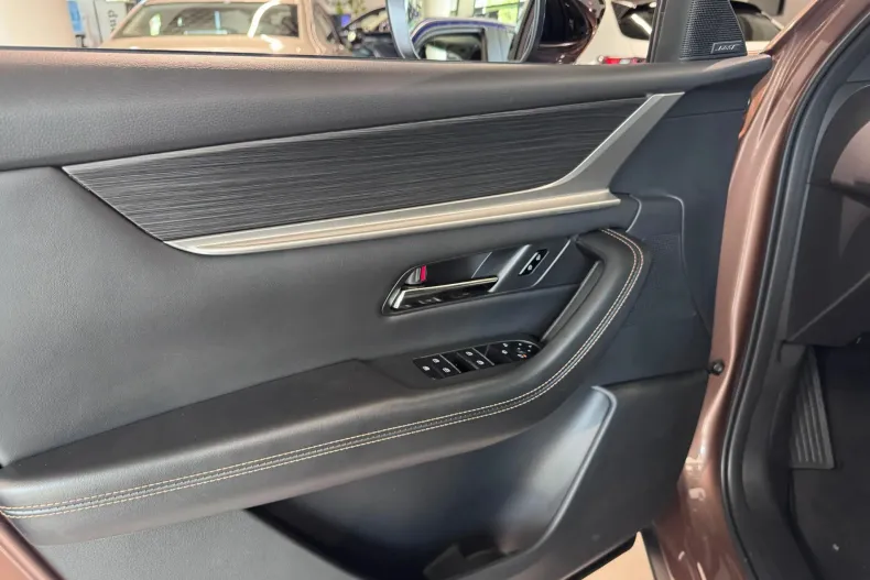 Mazda CX-80 din 2025 cu 1 km - oferta MAZ139747 - foto 6