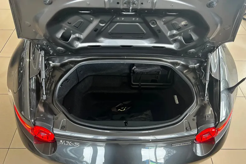 Mazda MX-5 din 2025 cu 1 km - oferta MAZ139748 - foto 8