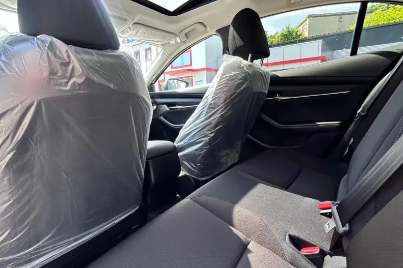 Mazda 3 din 2025 cu 1 km - oferta MAZ139753 - foto 10