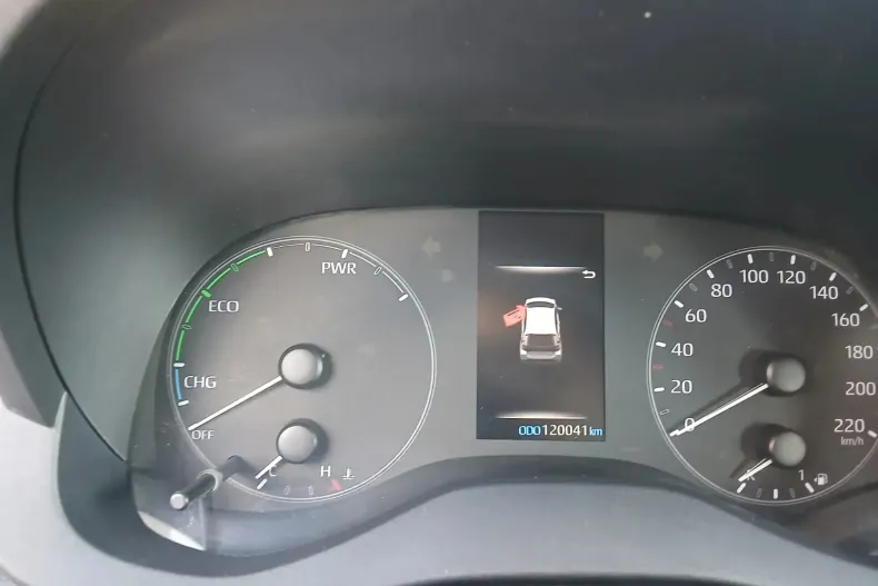 Toyota Yaris din 2021 cu 120.041 km - oferta TOY139785 - foto 5