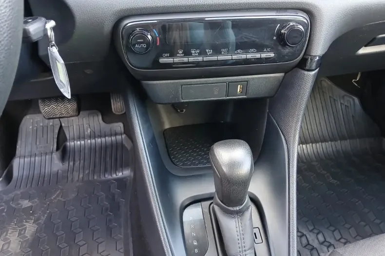 Toyota Yaris din 2021 cu 120.041 km - oferta TOY139785 - foto 9