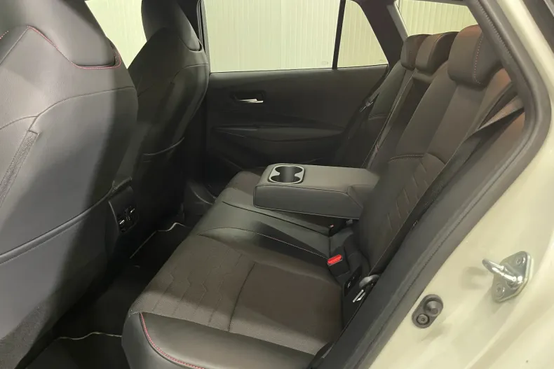 Toyota Corolla din 2021 cu 153.963 km - oferta TOY139789 - foto 12