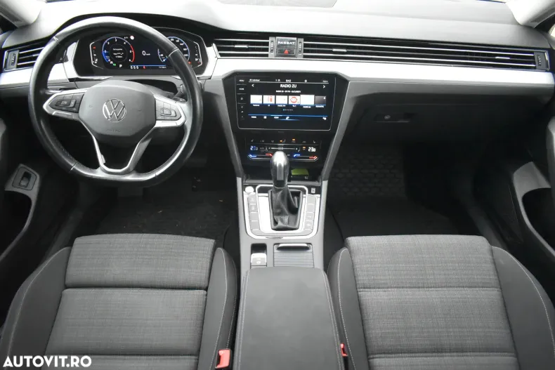Volkswagen Passat din 2020 cu 75.138 km - oferta VOL139805 - foto 23