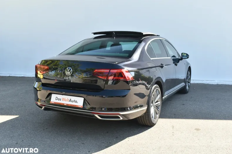 Volkswagen Passat din 2021 cu 128.706 km - oferta VOL139806 - foto 5
