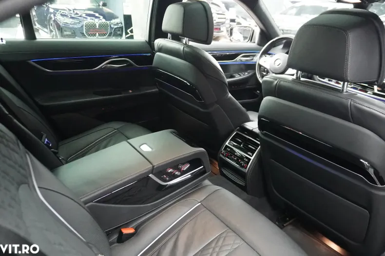 BMW Seria 7 din 2022 cu 158.407 km - oferta BMW139820 - foto 12