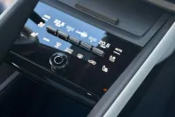 Porsche Macan din 2025 cu 12.000 km - oferta POR139828 - foto 19