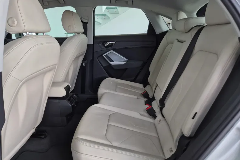 Audi Q3 din 2022 cu 102.348 km - oferta AUD139844 - foto 19