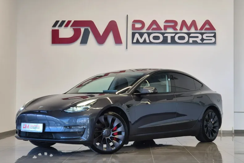 Tesla Model 3 din 2022 cu 70.900 km - oferta TES139845 - foto 1