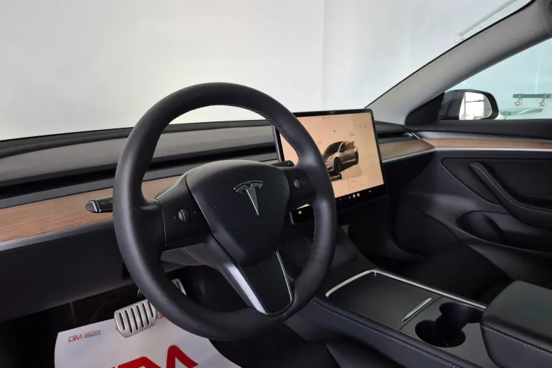 Tesla Model 3 din 2022 cu 70.900 km - oferta TES139845 - foto 9