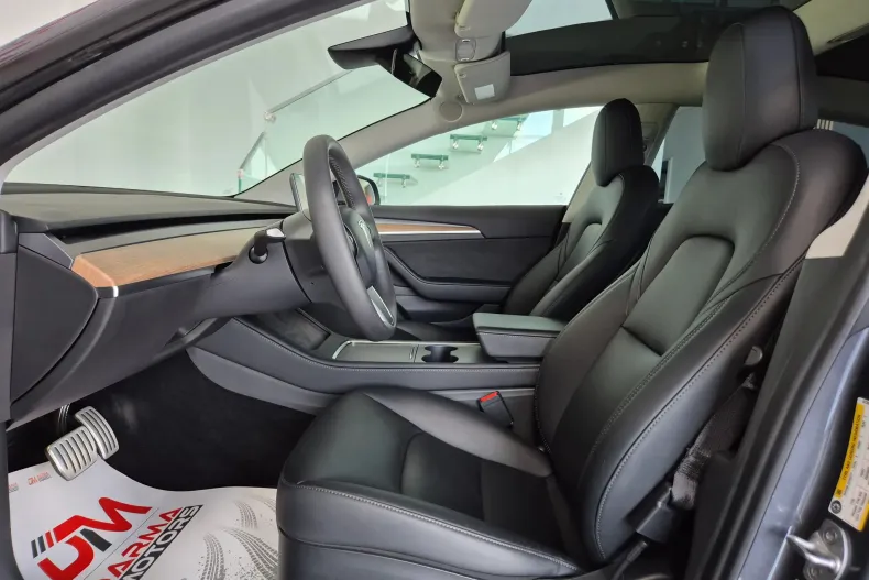 Tesla Model 3 din 2022 cu 70.900 km - oferta TES139845 - foto 14