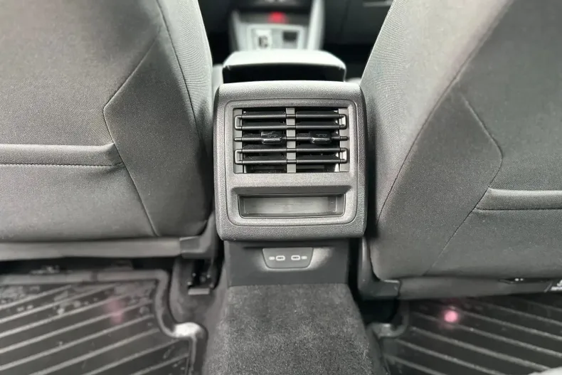 Volkswagen Golf din 2022 cu 133.687 km - oferta VOL139847 - foto 37